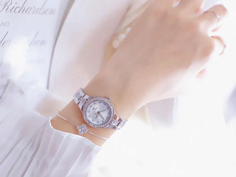 Quartz Clock Luxury Silver Gold Wristwatches for Women