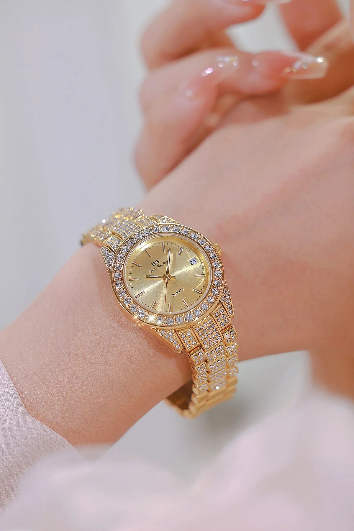 Luxury Crystal Silver Gold Quartz Watches with Calendar for Women