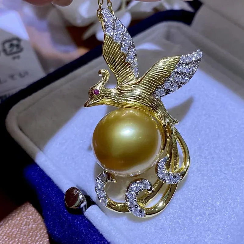 Natural Golden Freshwater Pearl Pendant Necklace for Women