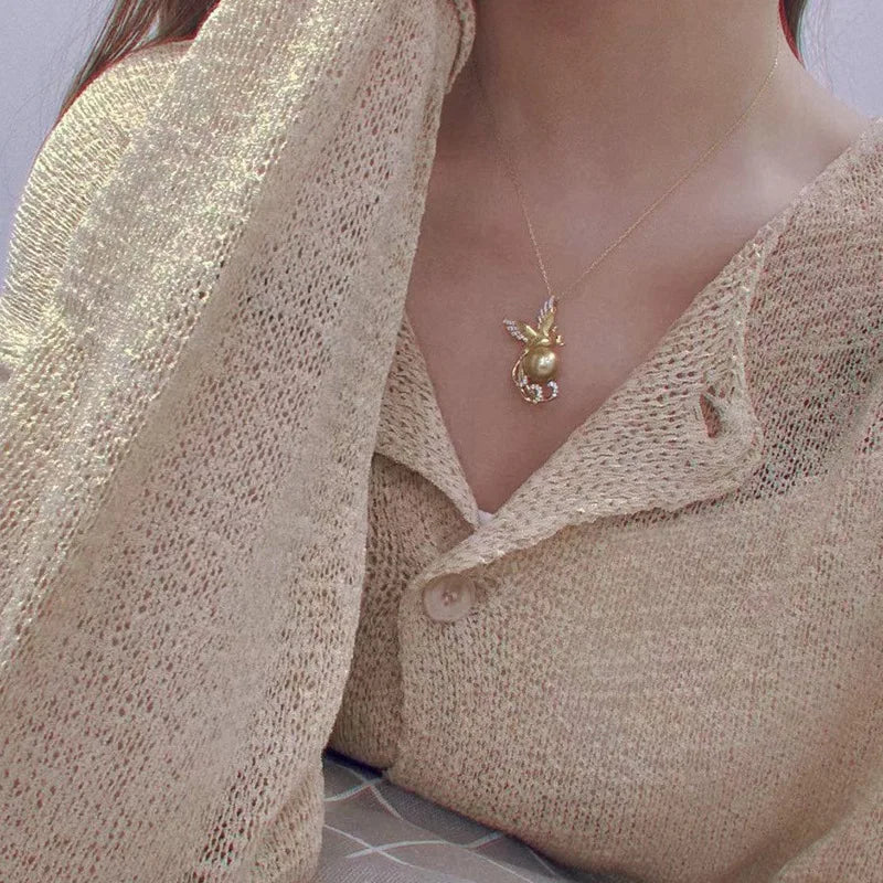 Natural Golden Freshwater Pearl Pendant Necklace for Women