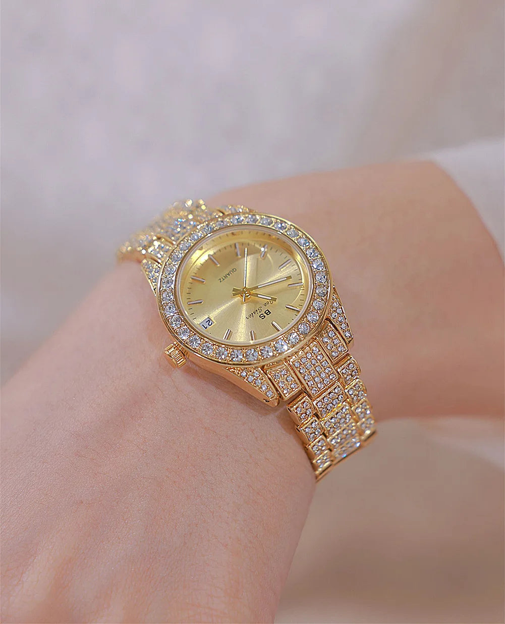 Luxury Crystal Silver Gold Quartz Watches with Calendar for Women
