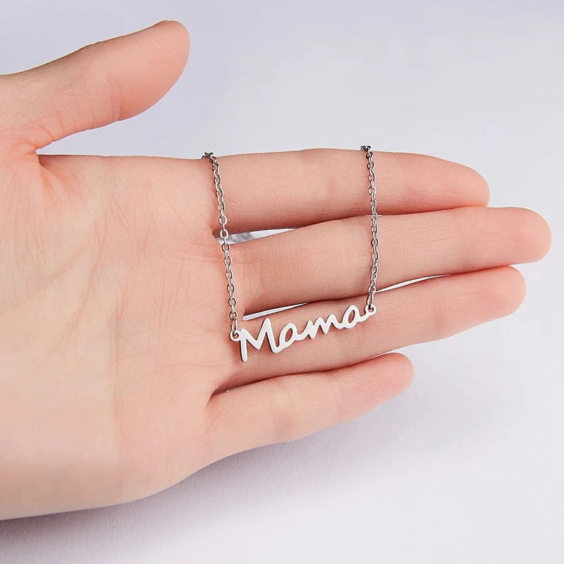 "Mama" Necklace with Luxury Rose Jewellery Gift Box Set