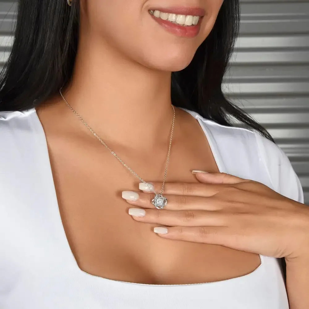 "MOM" Zirconia Pendant Necklace