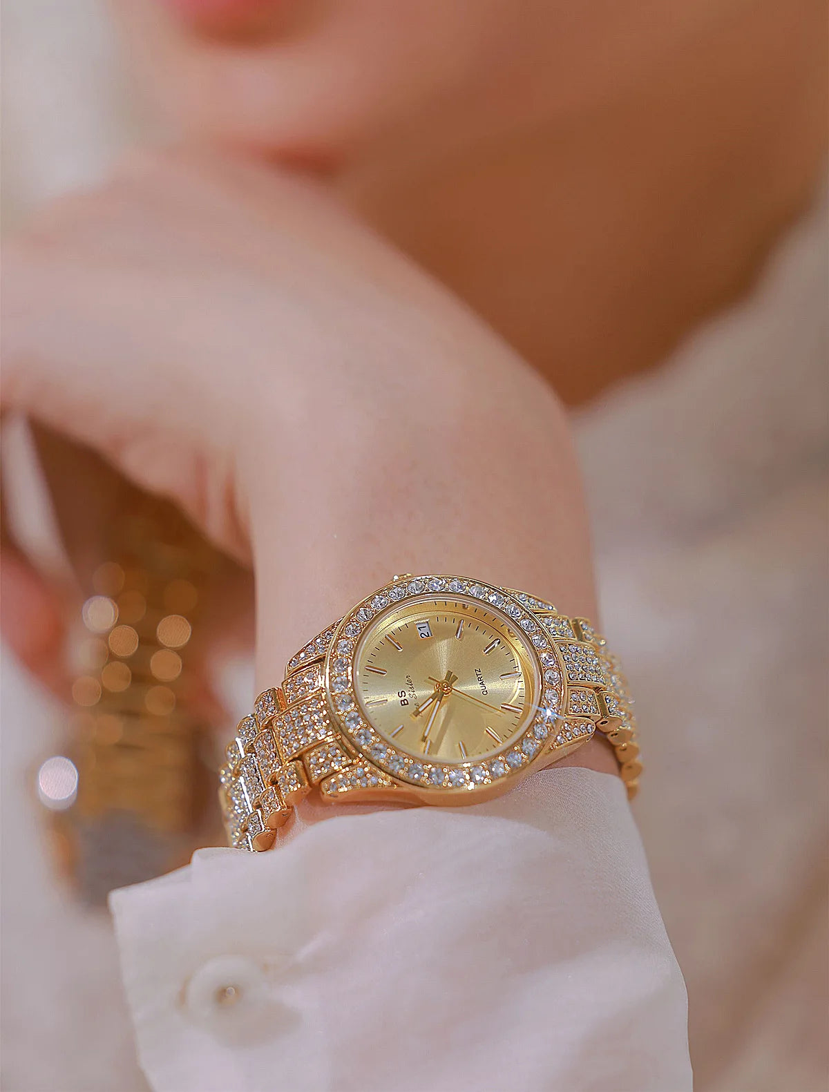 Luxury Crystal Silver Gold Quartz Watches with Calendar for Women