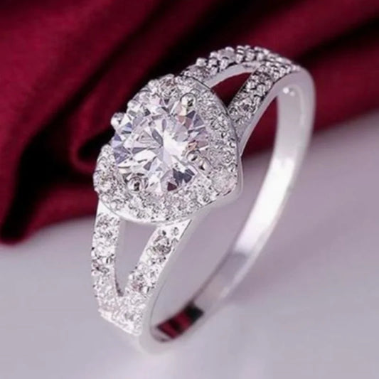 Heart-Shaped Zirconia Love Ring for Women