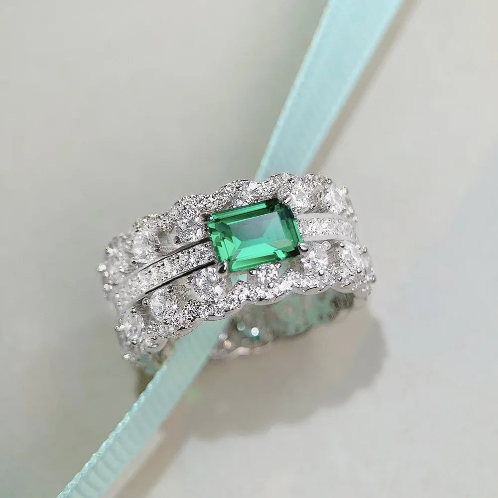 Luxury White Gold Emerald Cut Diamond Ring for Women