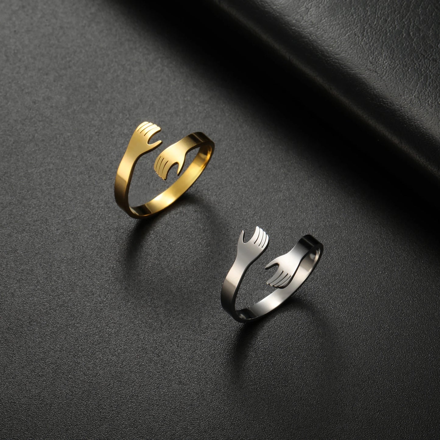 Hug Finger Adjustable Ring