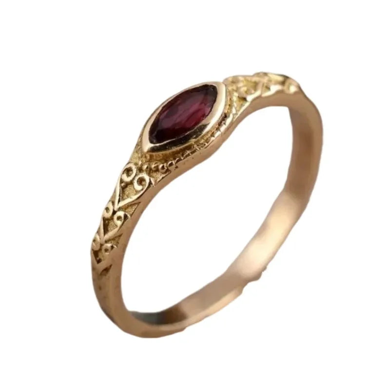 Zircon Red Stone Antique Patterned Ring for Women