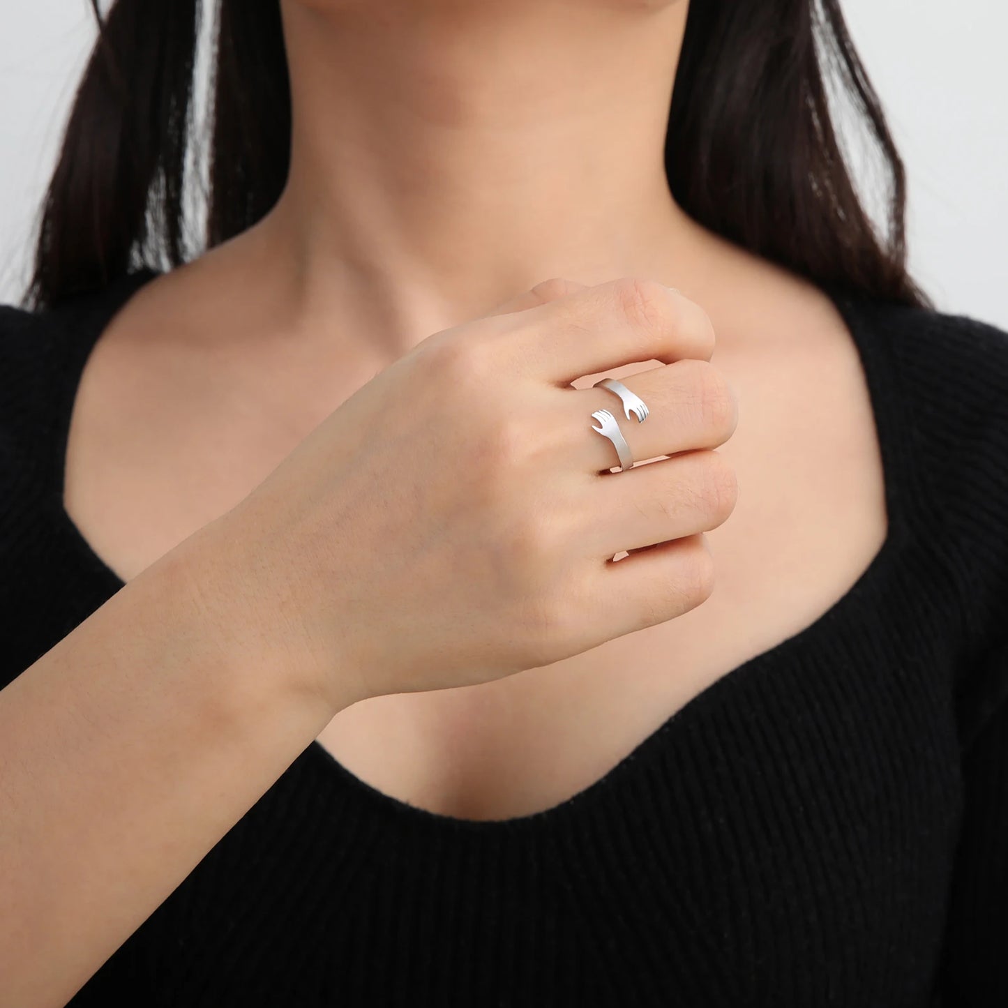 Hug Finger Adjustable Ring